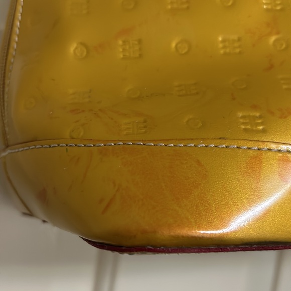 Arcadia Gold Purse - Picture 4 of 9